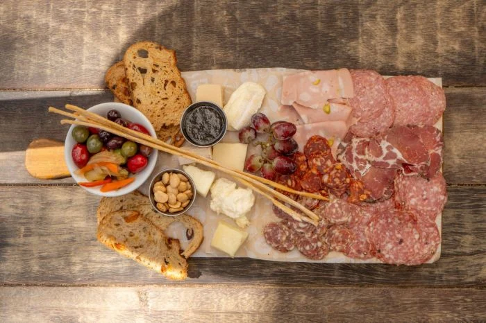 Louie Bossi’s Ristorante, Bar & Pizzeria in Boca Raton Introduces New Weekly Specialties
